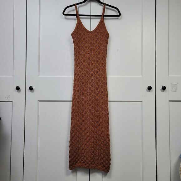 And Now This crochet dress - Picture 4 of 8